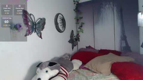 alix_kitty_ online show from 24, 7, 2026