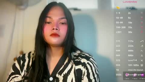 A CUTE GIRL NAME ALIYAH online show from 30, 6, 2026