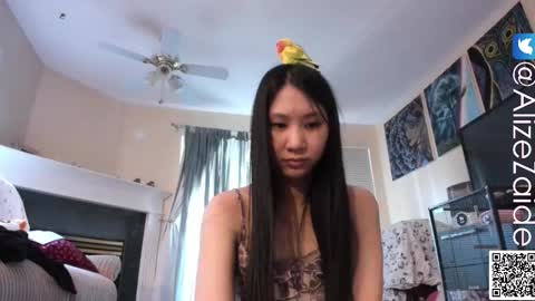 Alize Zaide online show from 29, 10, 2025