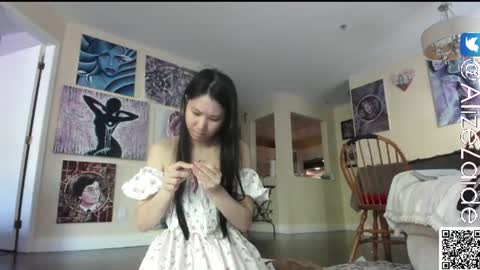 Alize Zaide online show from 14, 6, 2026