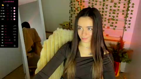 Snapshot of allana_dream chatting on 28, 9, 2025 Allana online show from 28, 9, 2025