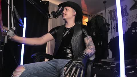   online show from 27, 12, 2024