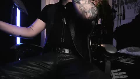   online show from 11, 2, 2025