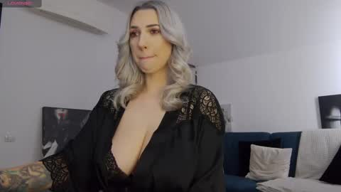 A day u didnt smile is a lost day online show from 19, 2, 2025