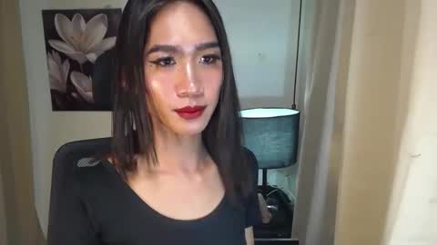 Snapshot of allday_mistress chatting on 21, 2, 2025 trina online show from 21, 2, 2025