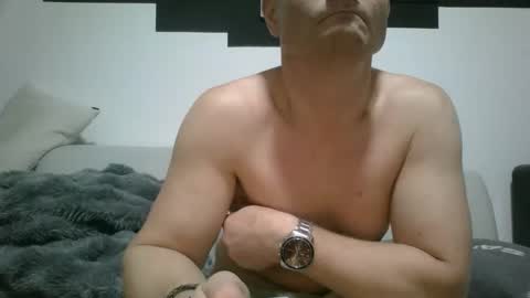 alles594462 online show from 1, 10, 2025