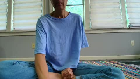 wishlist on bio online show from 28, 7, 2026