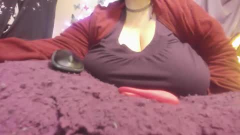 Alli Kat online show from 7, 3, 2025