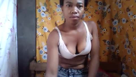 Snapshot of alliciax632770q chatting on 12, 3, 2026 alliciax632770q online show from 12, 3, 2026