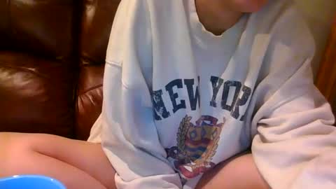 alliebearx online show from 15, 11, 2025