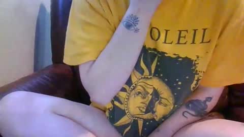 alliebearx online show from 22, 12, 2025