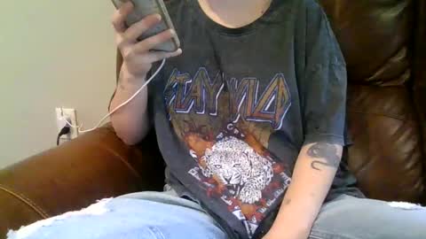 alliebearx online show from 11, 1, 2026