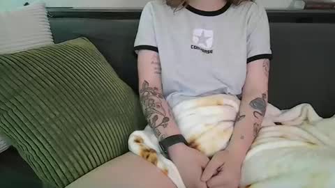 alliebearx online show from 4, 5, 2026