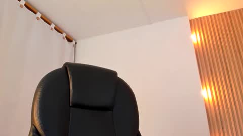 allison_fosther online show from 10, 1, 2026