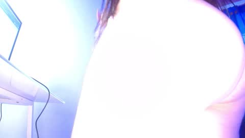 Snapshot of allison_pervert07 chatting on 16, 12, 2025 allison_pervert07 online show from 16, 12, 2025