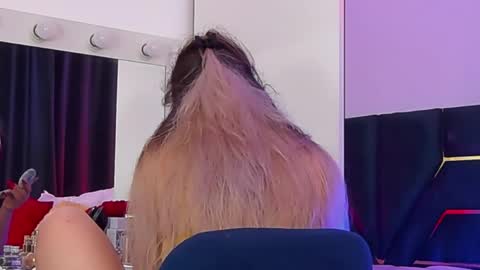 AllisonSweetie online show from 9, 5, 2026
