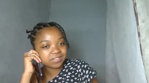 Snapshot of allizida01 chatting on 18, 12, 2025 allizida01 online show from 18, 12, 2025