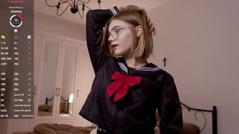 Snapshot of allotropp chatting on 9, 10, 2025 ALOTROPP NOT BABY online show from 9, 10, 2025