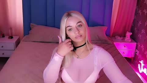 Snapshot of allwayshottt chatting on 27, 5, 2026 AlwaysHot online show from 27, 5, 2026