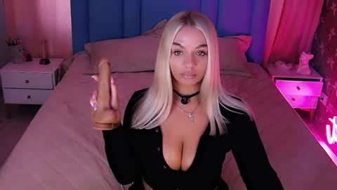 Snapshot of allwayshottt chatting on 6, 6, 2026 AlwaysHot online show from 6, 6, 2026