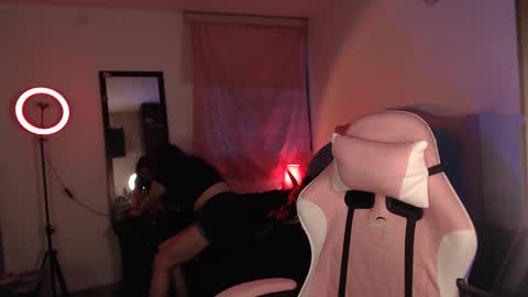 Ally online show from 11, 2, 2025