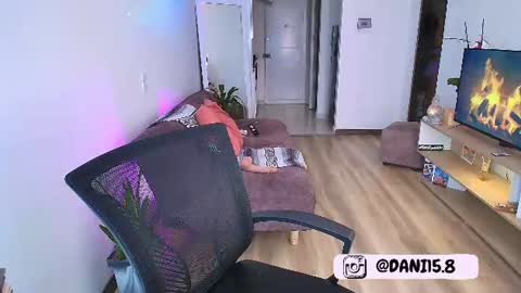Snapshot of ally_riso chatting on 25, 7, 2026 Ally help me reach 100 satisfaid online show from 25, 7, 2026