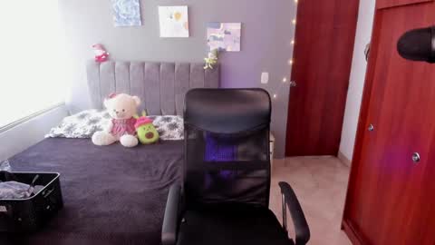 Snapshot of allysonsweett chatting on 20, 1, 2025 ANNA online show from 20, 1, 2025