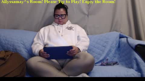 Allyssamay online show from 3, 3, 2026