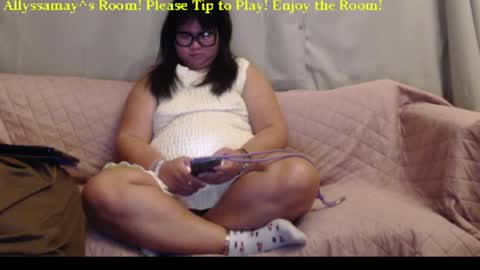 Allyssamay online show from 4, 5, 2026