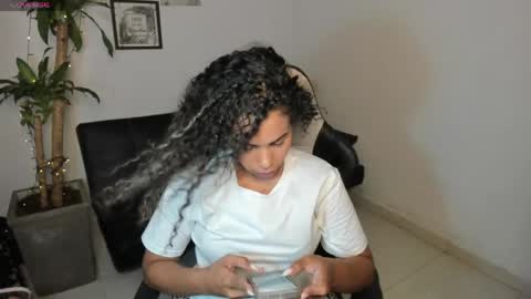 allyssann online show from 25, 4, 2026