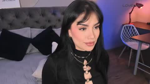 Mia online show from 24, 7, 2026