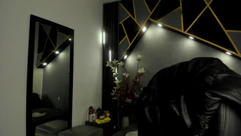 Snapshot of almma_ chatting on 16, 1, 2025 ALMMA online show from 16, 1, 2025