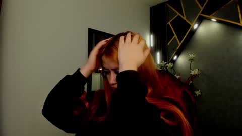 Snapshot of almma_ chatting on 24, 1, 2025 ALMMA online show from 24, 1, 2025