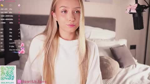 Lia online show from 12, 9, 2025