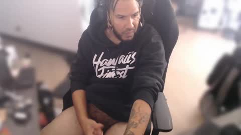 Snapshot of aloha_king chatting on 13, 2, 2025 simplyfaded online show from 13, 2, 2025