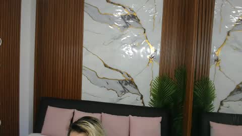 alonddra_tay online show from 17, 4, 2026