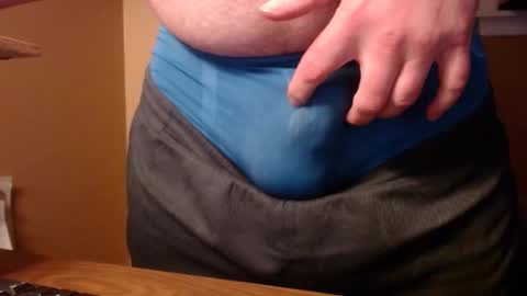 Snapshot of aloneandjustme chatting on 4, 12, 2025 JustMe online show from 4, 12, 2025