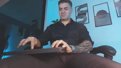 alpha_dominus_ online show from 10, 8, 2026