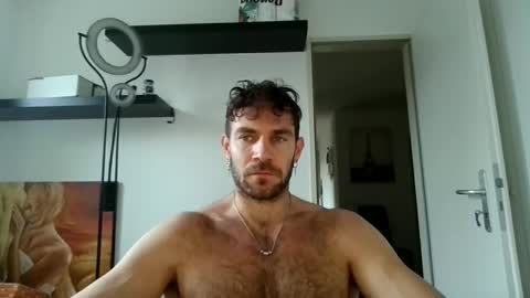alphah_hunk online show from 26, 11, 2025
