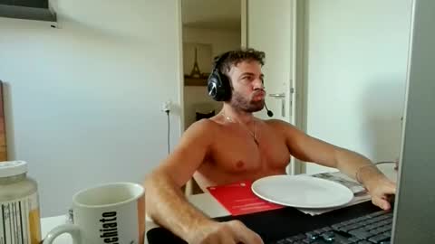 Snapshot of alphah_hunk chatting on 5, 6, 2026 alphah_hunk online show from 5, 6, 2026