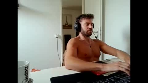 Snapshot of alphah_hunk chatting on 10, 6, 2026 alphah_hunk online show from 10, 6, 2026