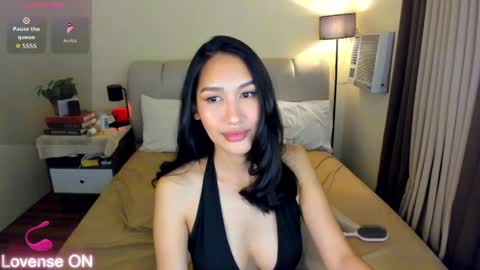 sophia betterthanyourx online show from 12, 4, 2026