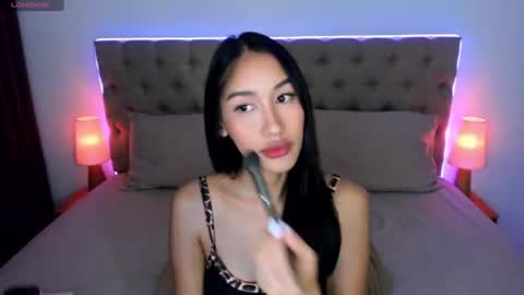 sophia betterthanyourx online show from 13, 7, 2026