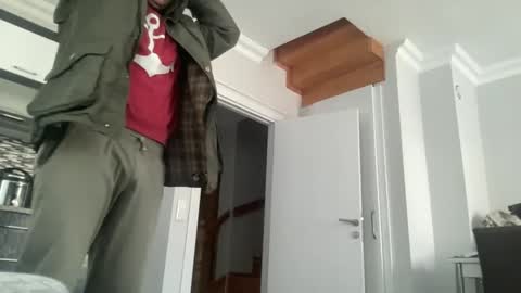 Snapshot of alphandre chatting on 8, 2, 2025 AlphAndre online show from 8, 2, 2025