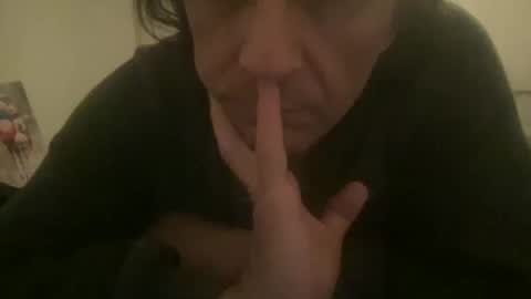 Snapshot of alphandre chatting on 8, 3, 2025 AlphAndre online show from 8, 3, 2025