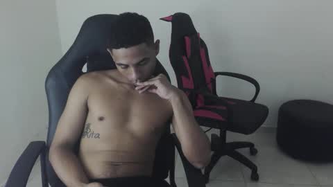 alphas_latins online show from 4, 5, 2026