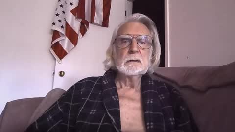 AlphaUniform online show from 1, 5, 2026