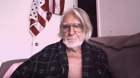 AlphaUniform online show from 2, 5, 2026