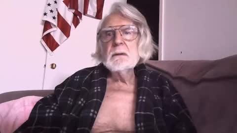 AlphaUniform online show from 3, 5, 2026
