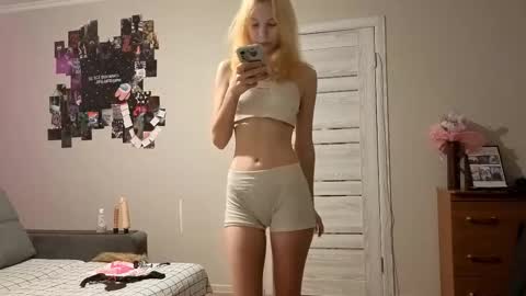 May online show from 8, 11, 2025